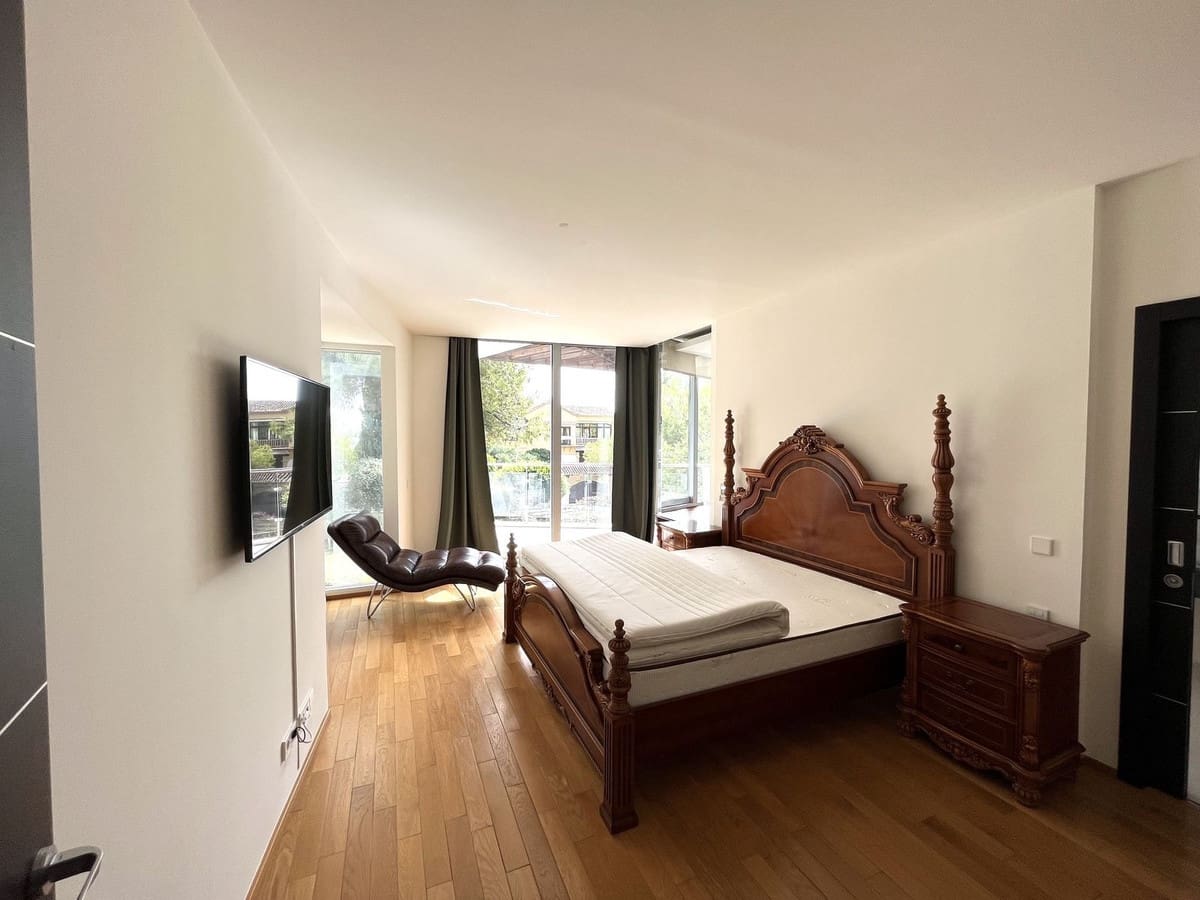 3 bedroom Terraced Villa for rent in Marbella with garage - € 5,500 (Ref: 8267608)