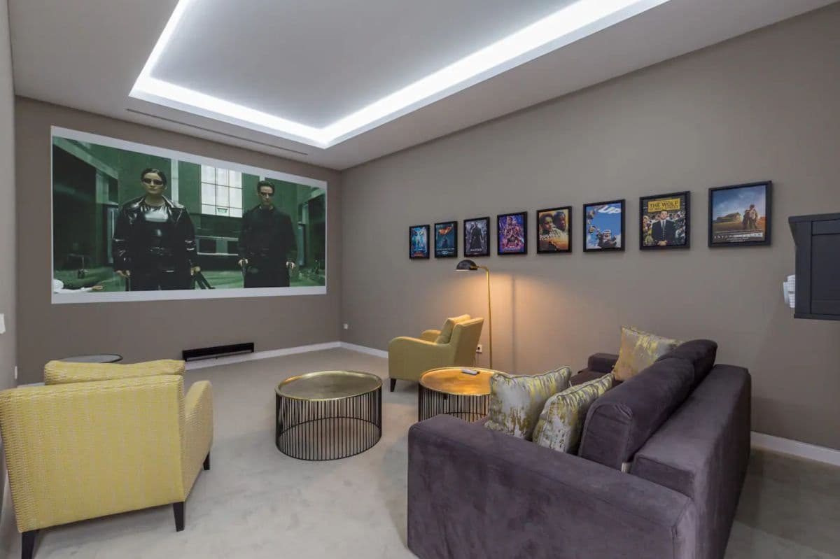 Villa/Maison de 5 chambres de location de vacances à Golden Mile - 10 000 € (Ref: 8315805)