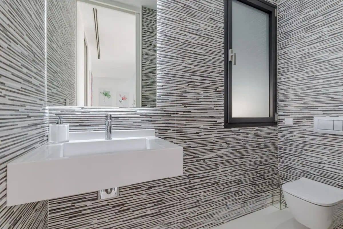 Villa/Maison de 5 chambres de location de vacances à Golden Mile - 10 000 € (Ref: 8315805)