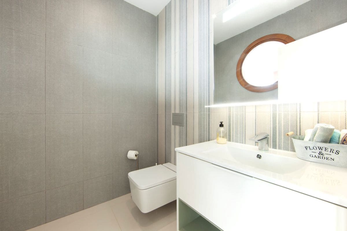 3 soverom Hus til salgs i Marbella - € 3 500 (Ref: 8332095)