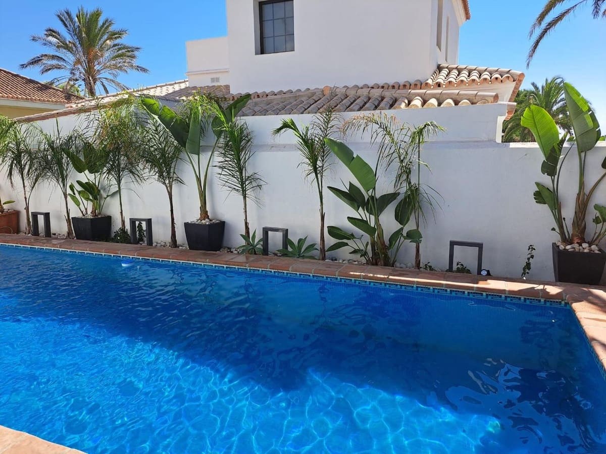 4 soveværelse Villa til leje i Marbella med garage - € 6.500 (Ref: 8334630)