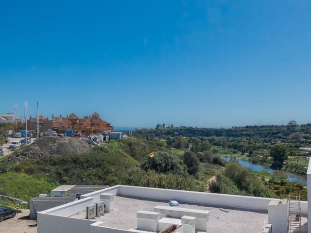 3 sypialnia Dom szeregowy do wynajęcia w Cancelada, Estepona - 3 400 € (Ref: 8463528)