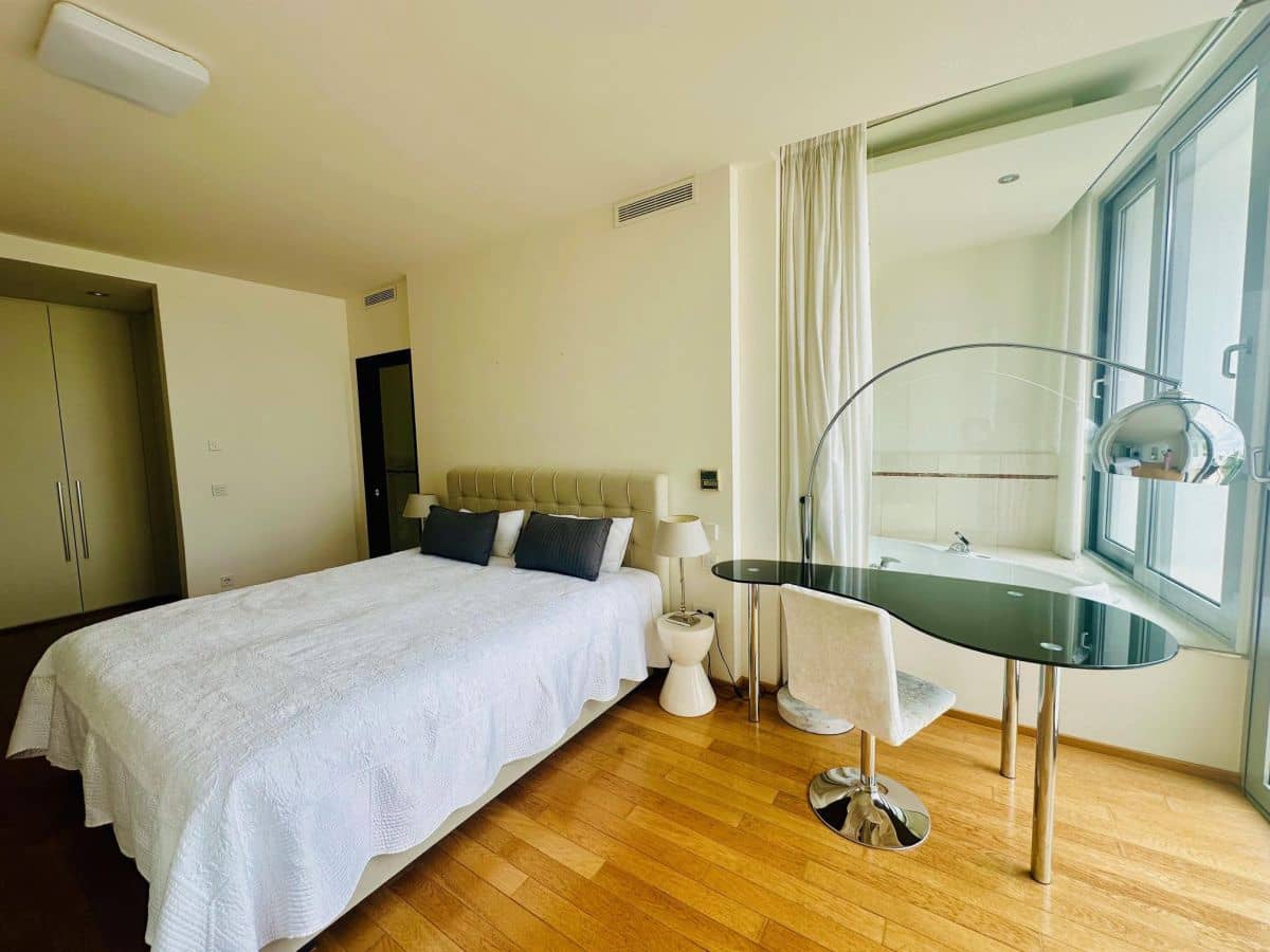 5 soveværelse Villa til leje i Marbella - € 13.000 (Ref: 8463529)