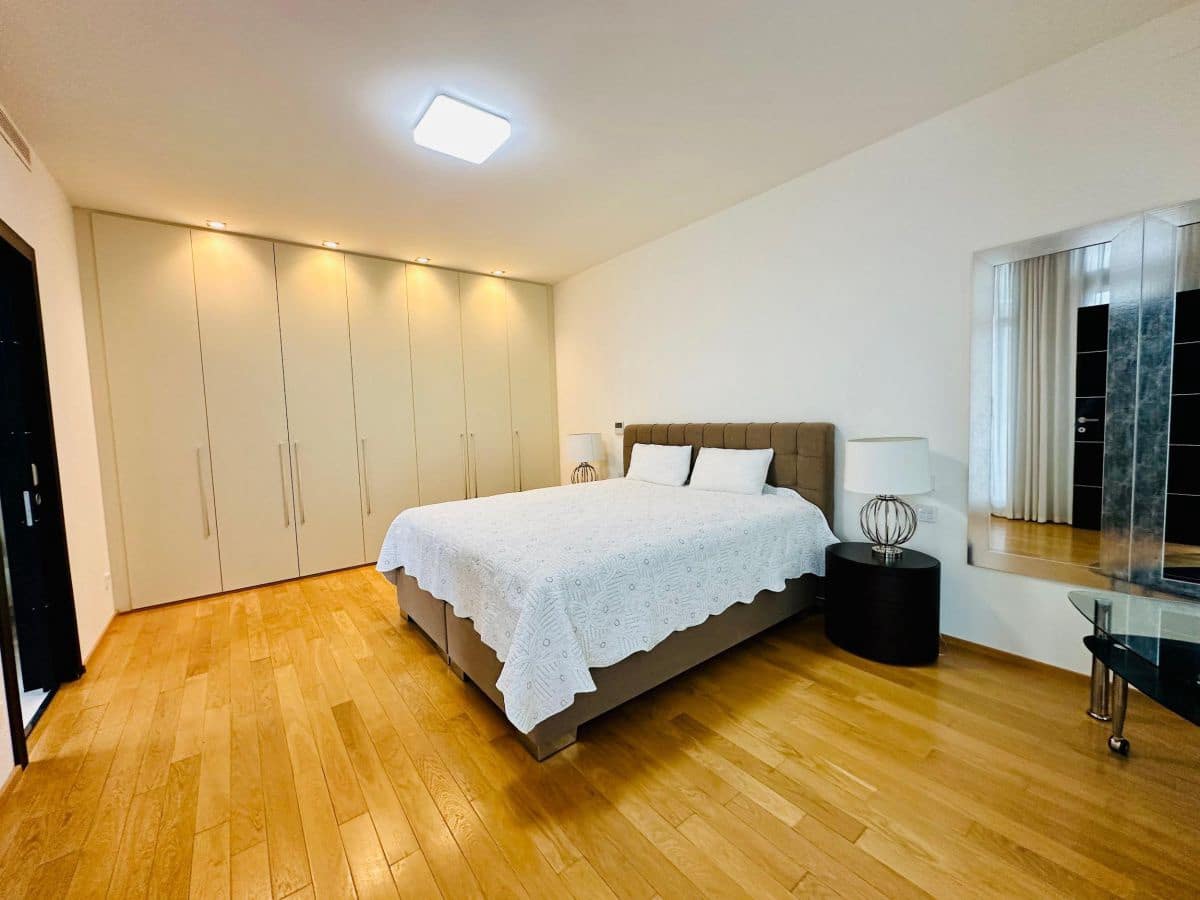 5 soveværelse Villa til leje i Marbella - € 13.000 (Ref: 8463529)