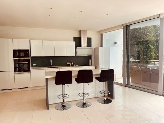 5 soverom Villa til leie i Sierra Blanca, Marbella - € 13 000 (Ref: 8463529)