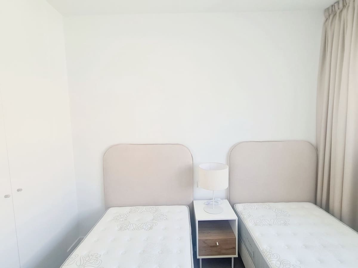 3 quarto Moradia em Banda para arrendar em El Faro com garagem - 3 400 € (Ref: 8498658)