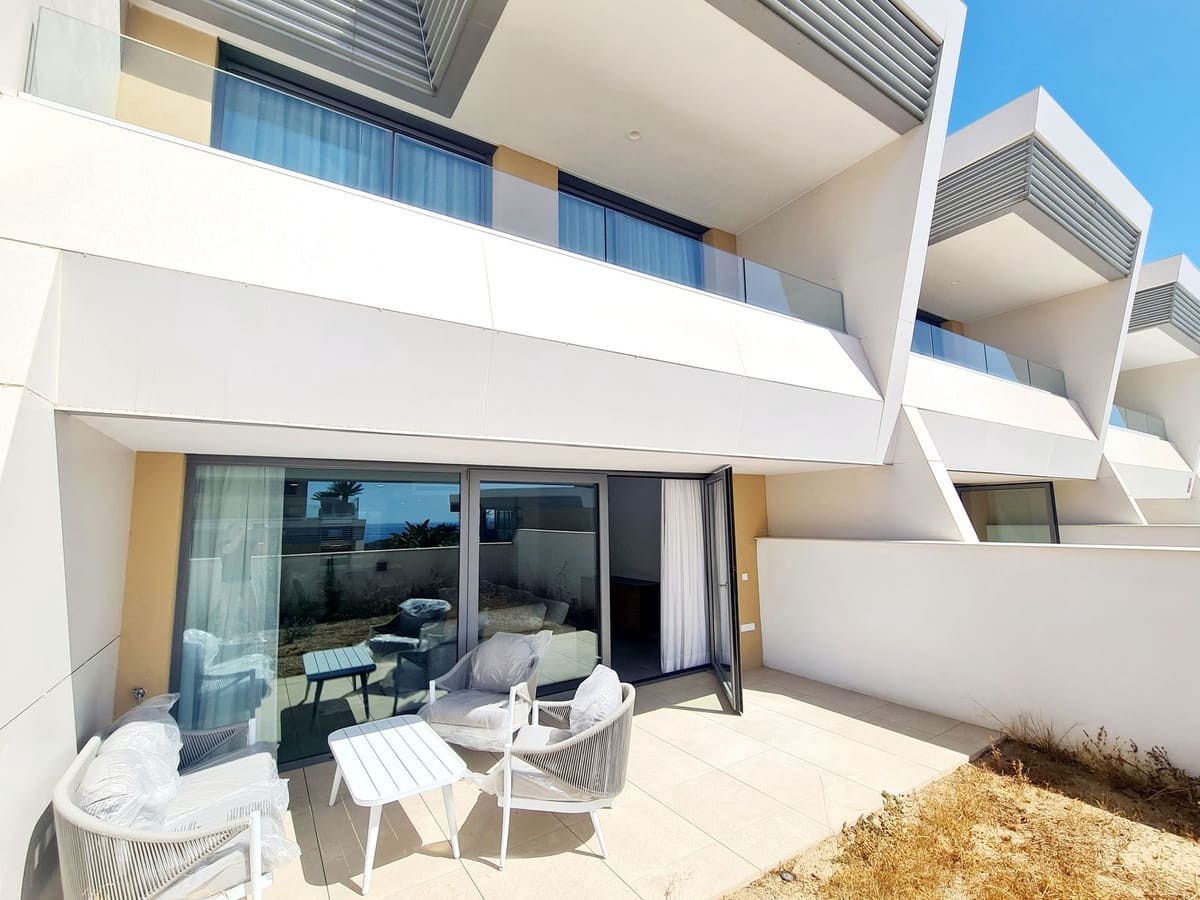 3 quarto Moradia em Banda para arrendar em El Faro com garagem - 3 400 € (Ref: 8498658)