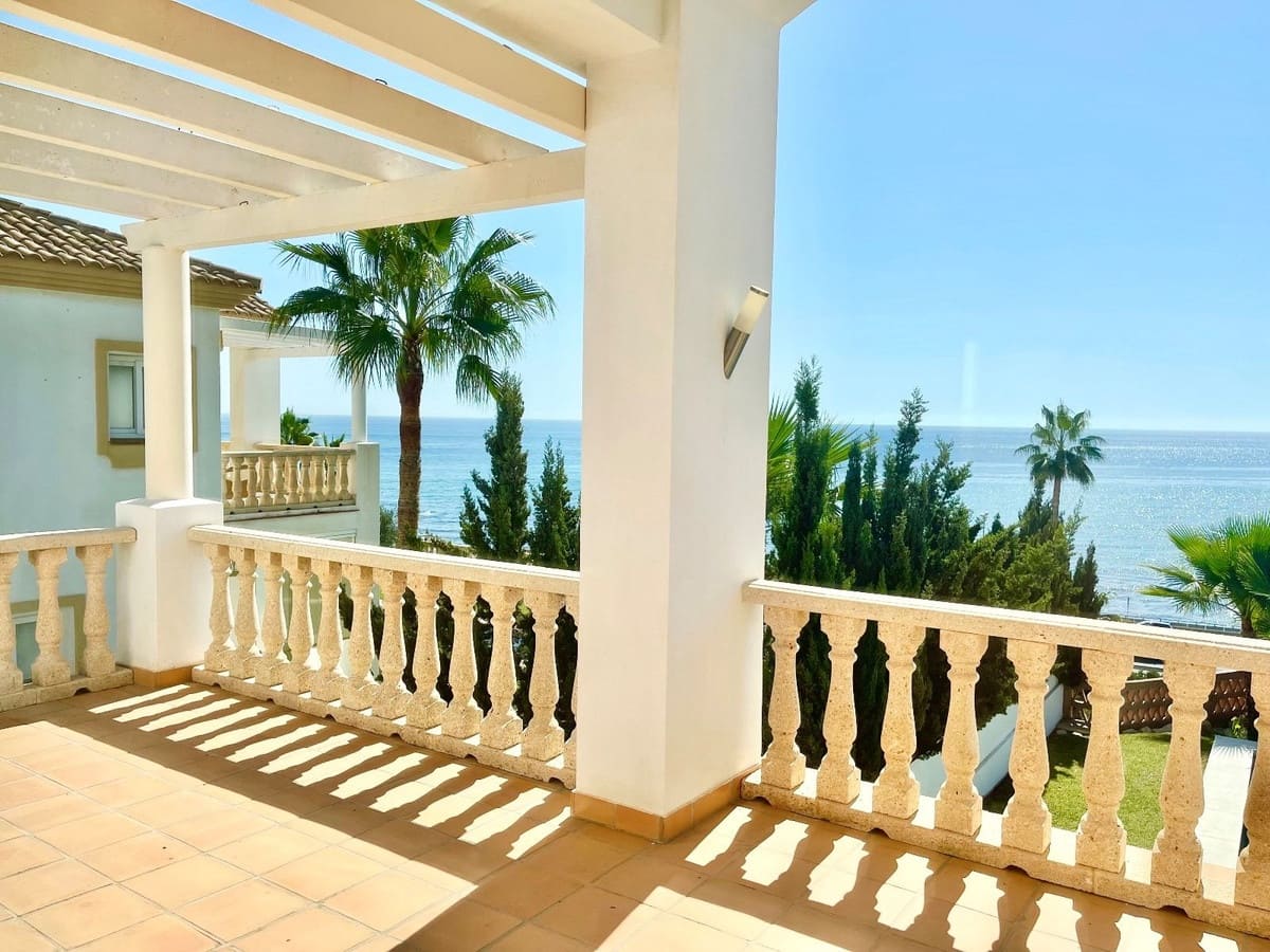 4 soveværelse Villa til leje i Mijas Costa med garage - € 5.500 (Ref: 8504079)
