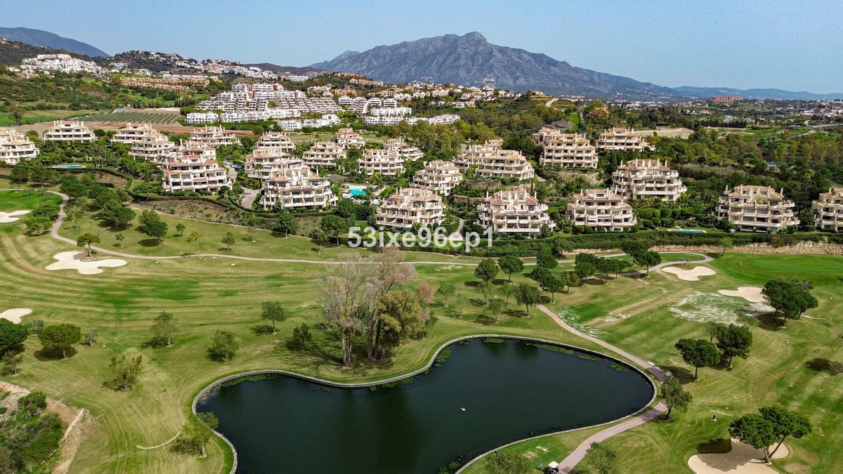 4 soveværelse Lejlighed til salg i Benahavis med garage - € 1.450.000 (Ref: 8551741)