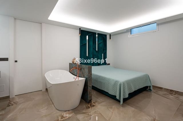 4 sypialnia Apartament na sprzedaż w Los Arqueros - Puerto del Almendro, Benahavís z garażem - 1 450 000 € (Ref: 8551741)