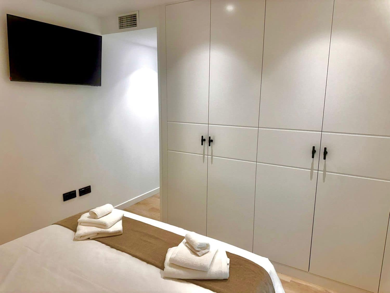 4 soveværelse Penthouse til leje i Marbella med garage - € 4.500 (Ref: 8603502)