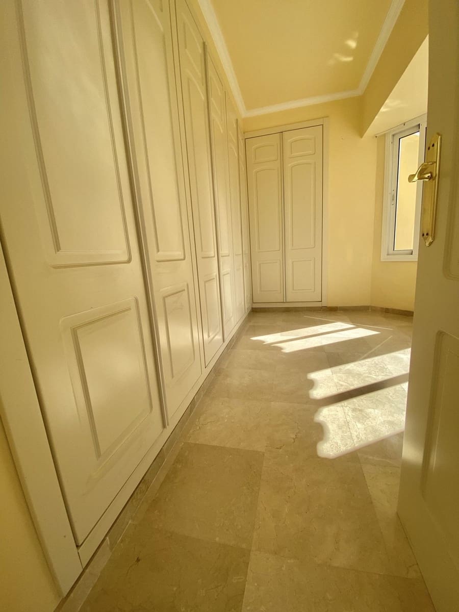 5 soveværelse Villa til leje i Marbella med garage - € 5.500 (Ref: 8603503)