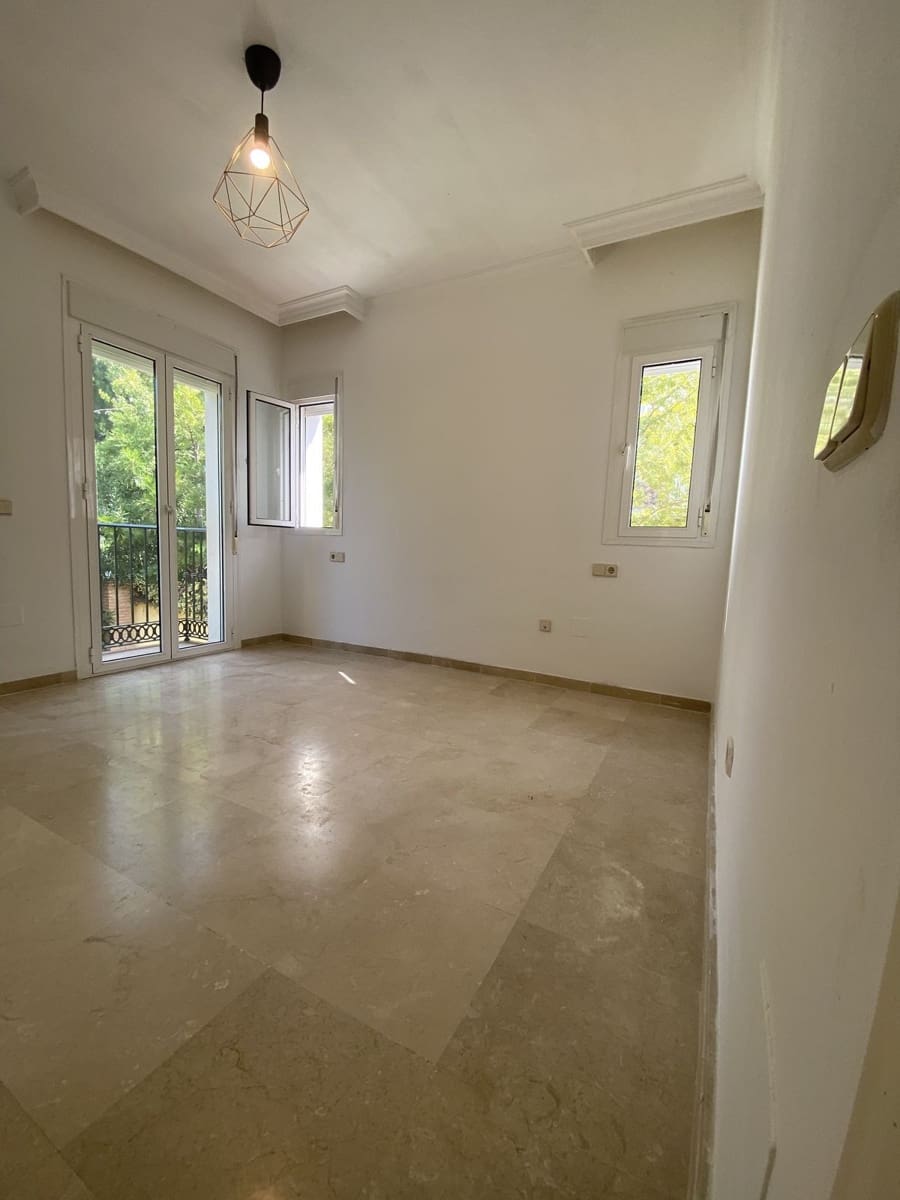 5 soveværelse Villa til leje i Marbella med garage - € 5.500 (Ref: 8603503)