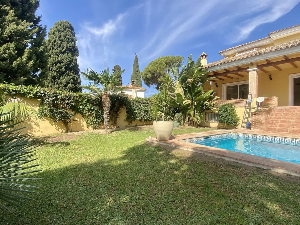 5 soveværelse Villa til leje i Marbella med garage - € 5.500 (Ref: 8603503)