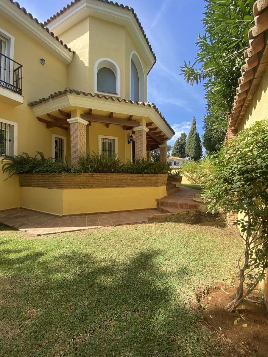 5 soveværelse Villa til leje i Marbella med garage - € 5.500 (Ref: 8603503)