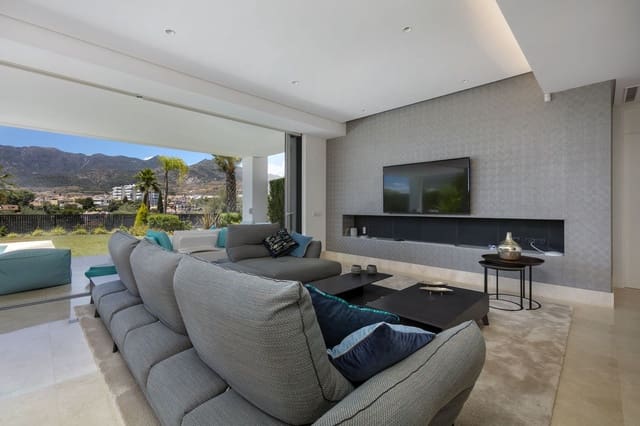 3 soverom Villa til leie i Río Real, Marbella med garasje - € 8 500 (Ref: 8610419)