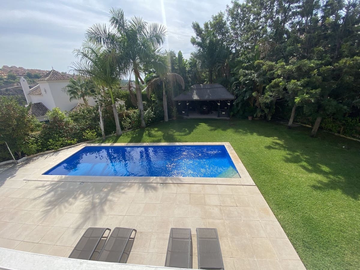 5 soveværelse Villa til leje i Marbella med garage - € 7.000 (Ref: 8610422)