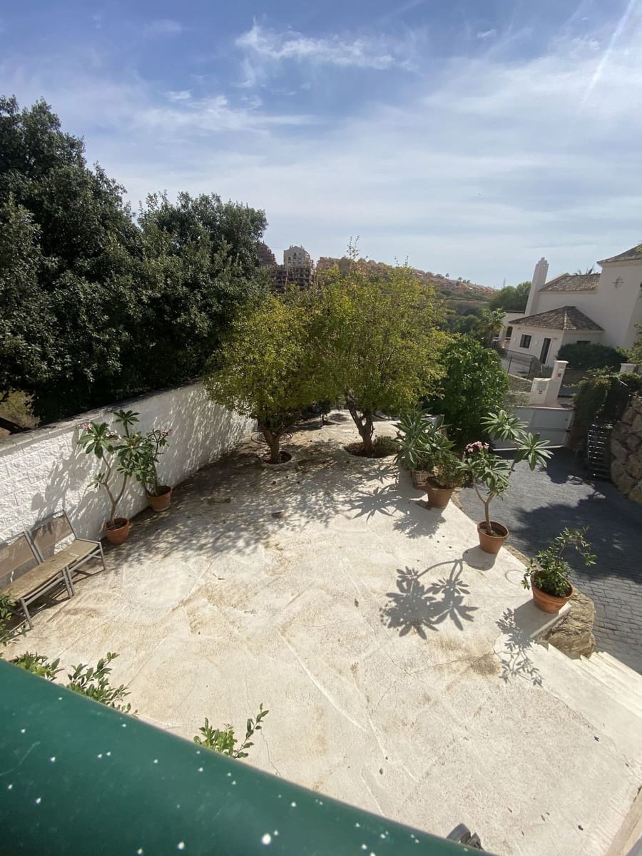 5 soveværelse Villa til leje i Marbella med garage - € 7.000 (Ref: 8610422)