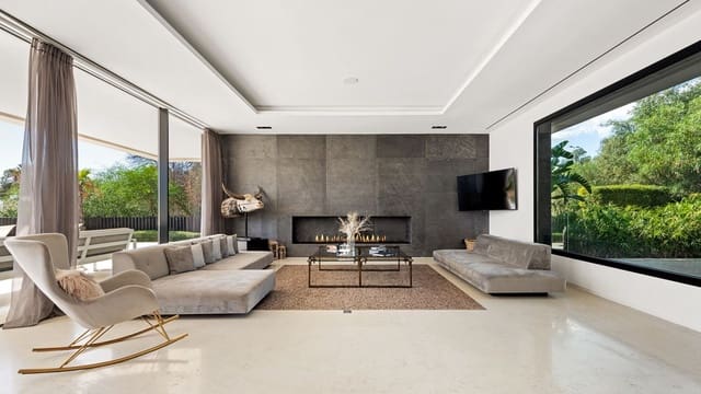 5 bedroom Villa for rent in Lomas De Marbella, Marbella with garage - € 17,000 (Ref: 8714554)