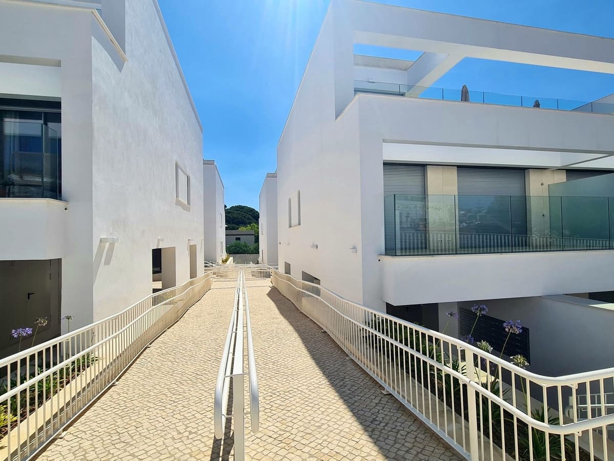 2 soveværelse Lejlighed til leje i Marbella med garage - € 3.200 (Ref: 8714556)