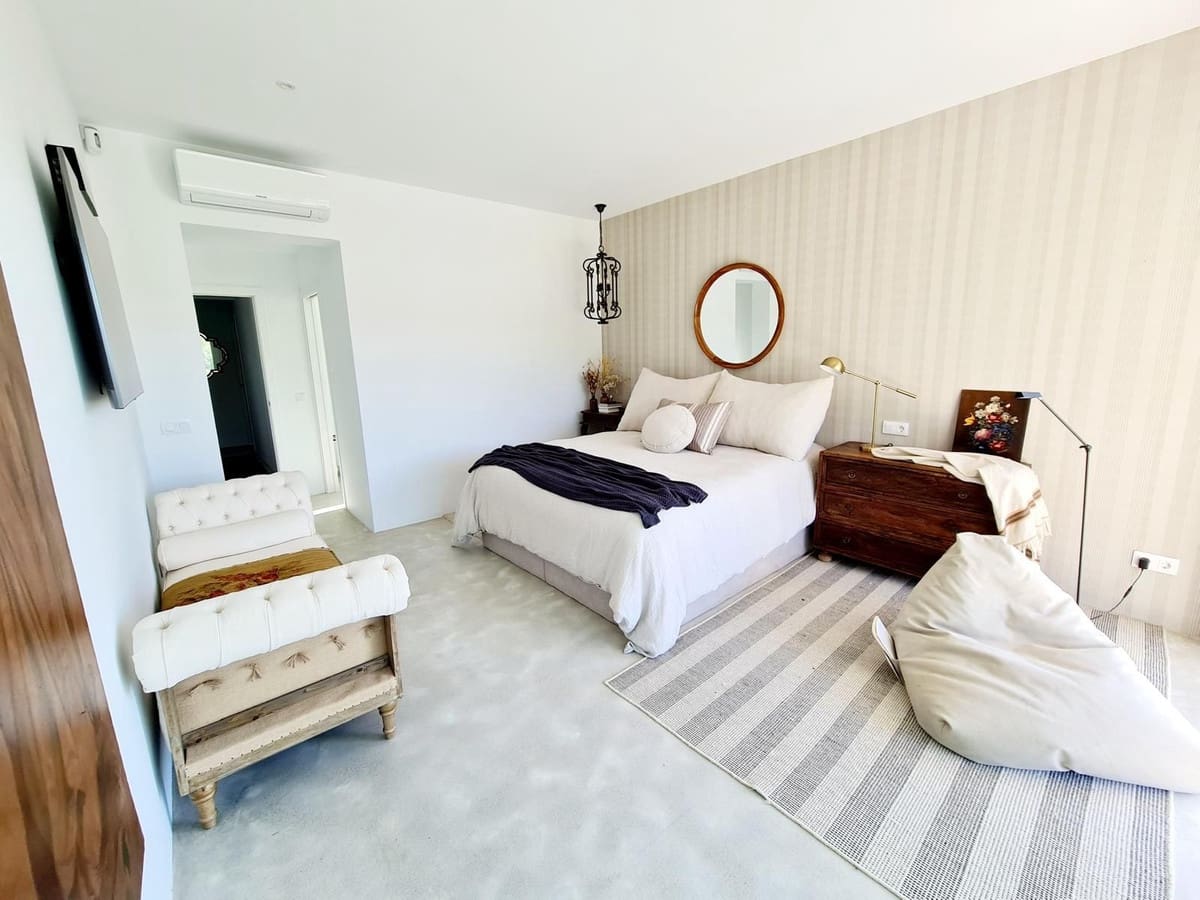 4 bedroom Villa for rent in Marbella with garage - € 5,500 (Ref: 8715346)