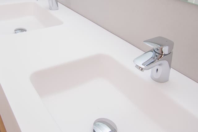 4 sypialnia Dom szeregowy na sprzedaż w El Paraíso, Benahavís z garażem - 825 000 € (Ref: 8759815)