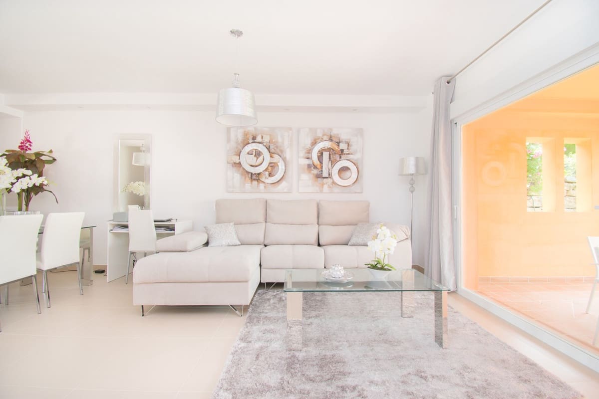 4 soveværelse Rækkehus til salg i Benahavis med garage - € 825.000 (Ref: 8759815)