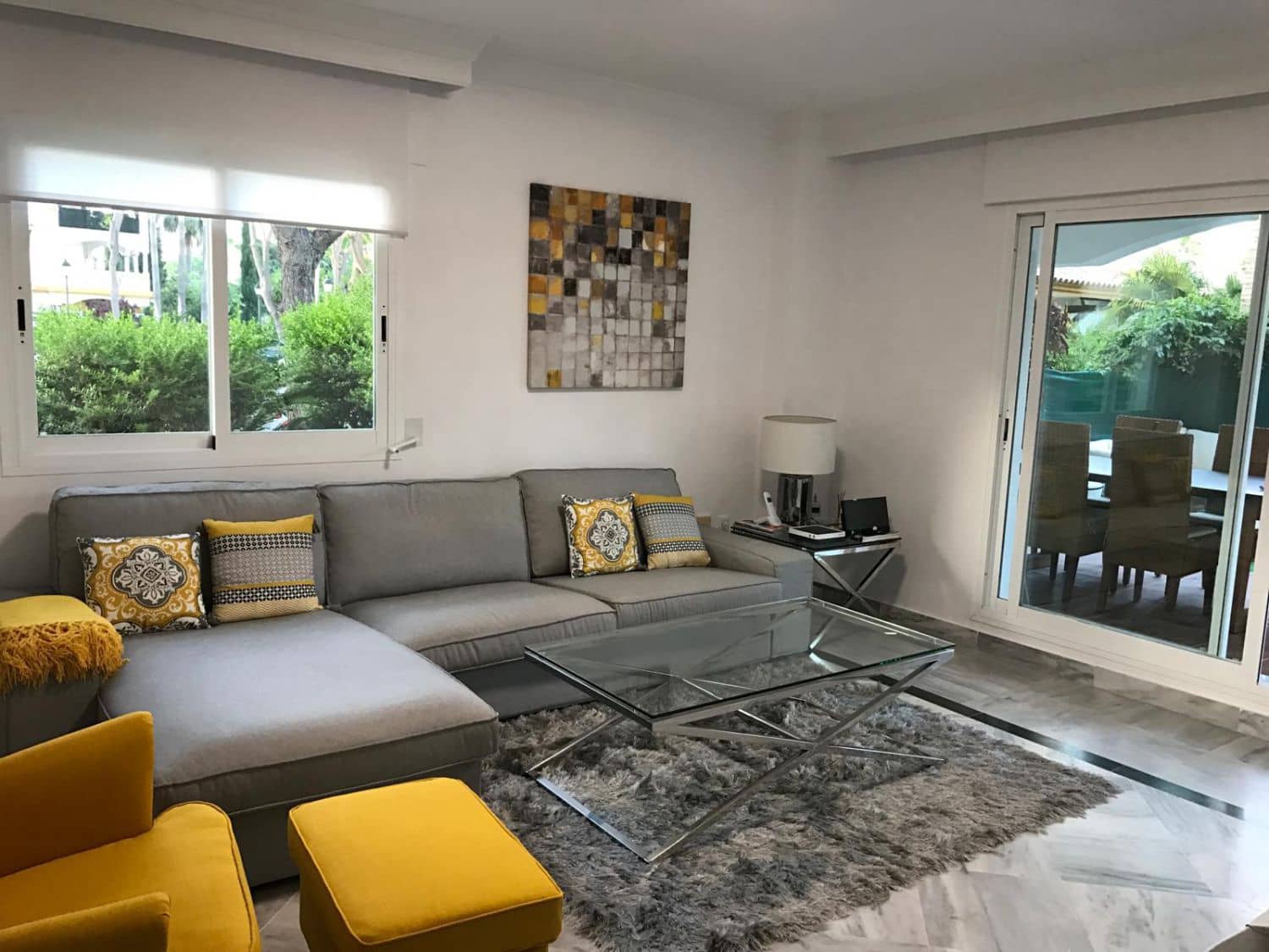 Appartement de 3 chambres à louer à Nueva Andalucia avec piscine garage - 2 400 € (Ref: 8759816)