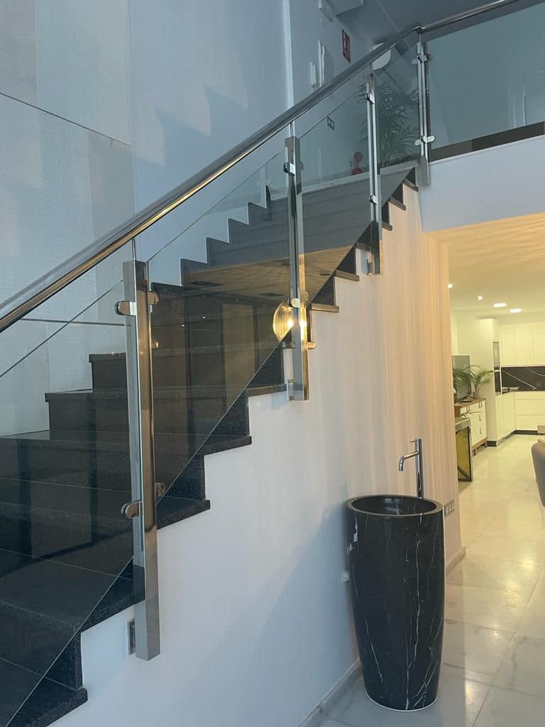 6 soveværelse Erhverv til salg i Marbella - € 525.000 (Ref: 8766711)