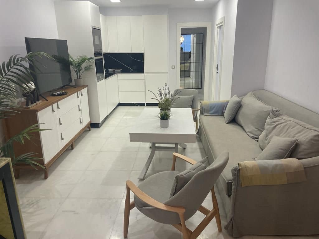 6 soveværelse Erhverv til salg i Marbella - € 525.000 (Ref: 8766711)