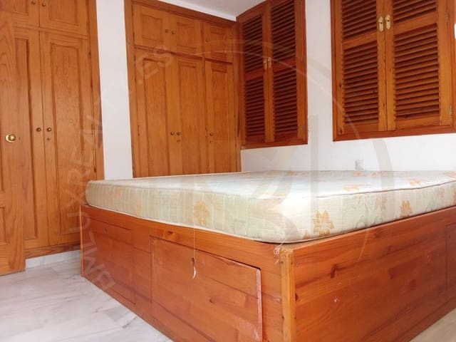 3 slaapkamer Penthouse te koop in Playa Bajadilla - Puertos, Marbella - € 645.000 (Ref: 8786137)