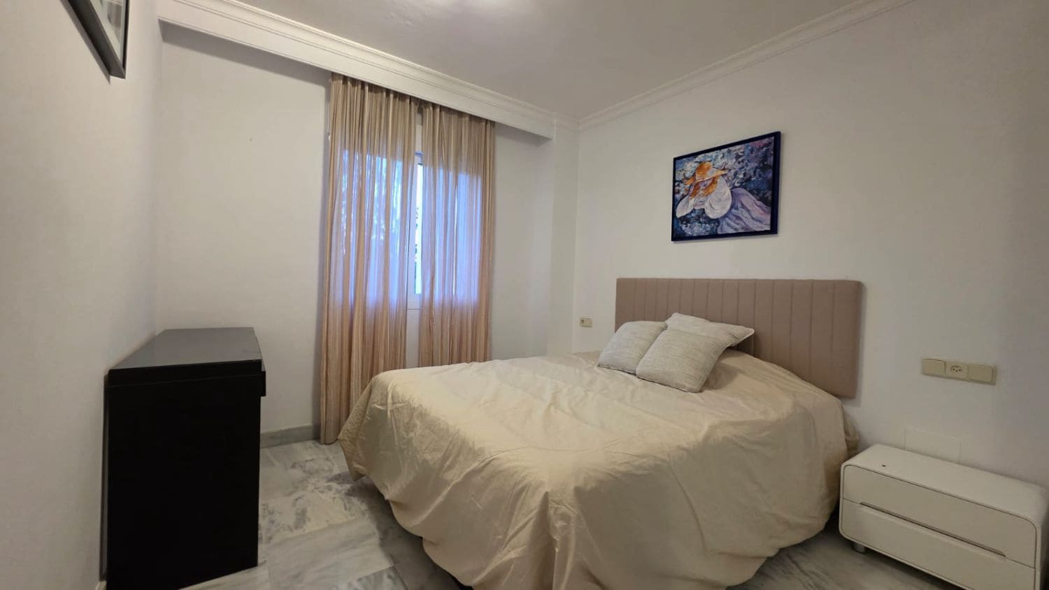 2 bedroom Apartment for rent in Marbella with garage - € 1,900 (Ref: 8786138)