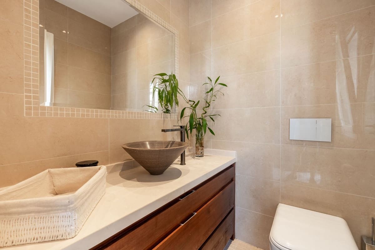 3 quarto Apartamento para venda em Nueva Andalucia - 1 150 000 € (Ref: 8817197)