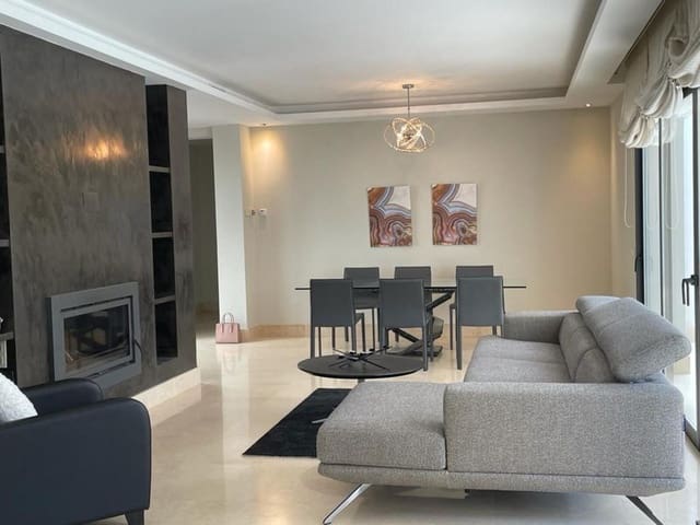 5 bedroom Villa for rent in Lomas De Marbella, Marbella with garage - € 14,000 (Ref: 8860359)