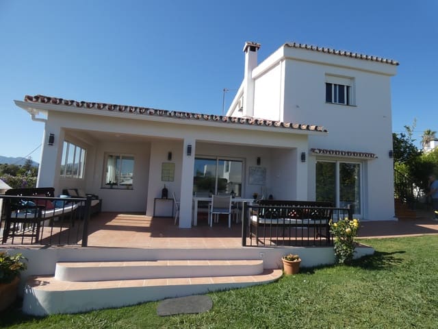 5 sypialnia Willa na sprzedaż w Nueva Alcántara, Marbella - 950 000 € (Ref: 8860363)