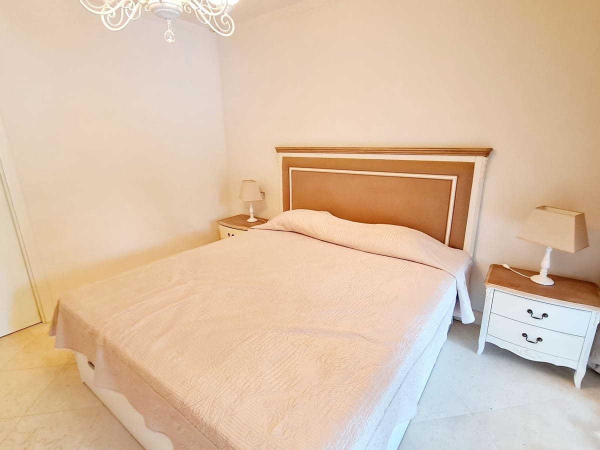 2 soveværelse Lejlighed til leje i Guadalmina med garage - € 3.000 (Ref: 8869494)