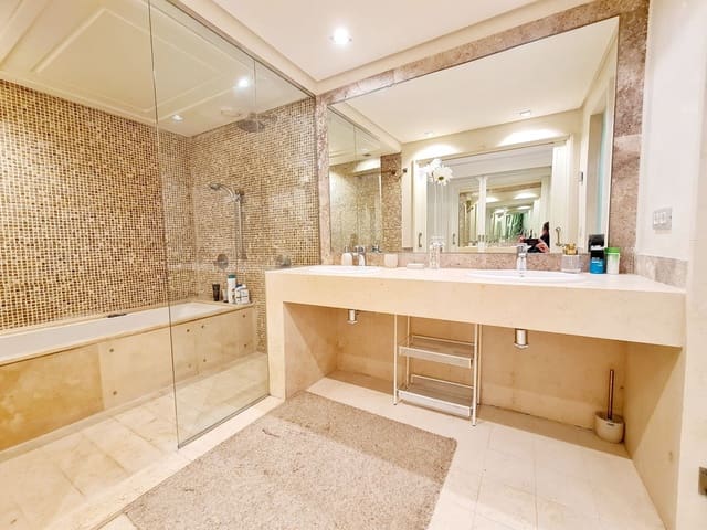 2 bedroom Apartment for rent in Guadalmina Baja, Marbella with garage - € 3,000 (Ref: 8869494)