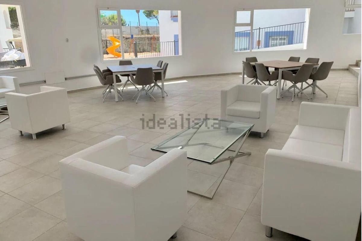 3 camera da letto Appartamento da affittare in El Paraiso con garage - 3.500 € (Rif: 8913706)