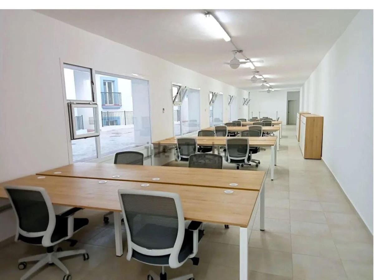 3 camera da letto Appartamento da affittare in El Paraiso con garage - 3.500 € (Rif: 8913706)