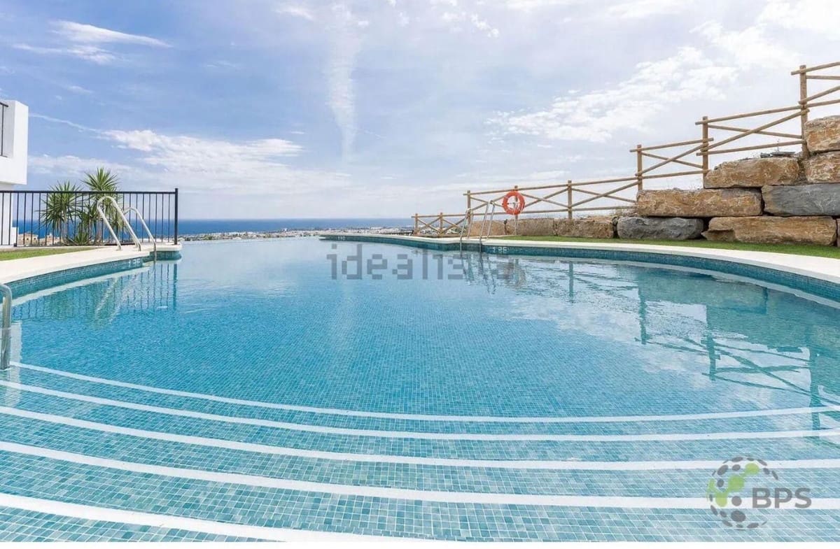 3 camera da letto Appartamento da affittare in El Paraiso con garage - 3.500 € (Rif: 8913706)