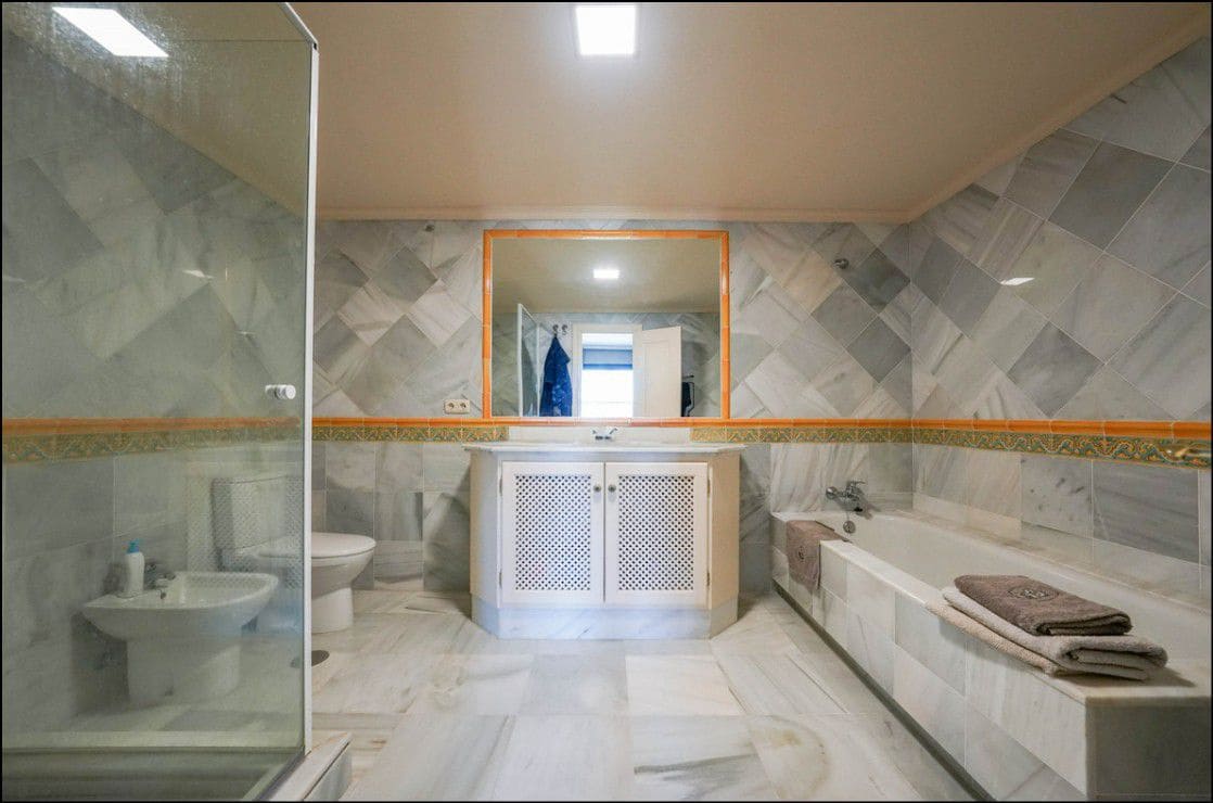 2 soveværelse Lejlighed til salg i Monte Halcones med garage - € 750.000 (Ref: 8960401)