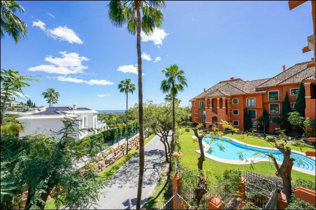 2 soveværelse Lejlighed til salg i Monte Halcones med garage - € 750.000 (Ref: 8960401)