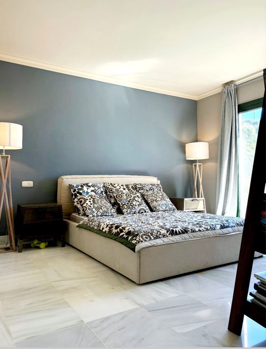 2 soveværelse Lejlighed til salg i Monte Halcones med garage - € 750.000 (Ref: 8960401)