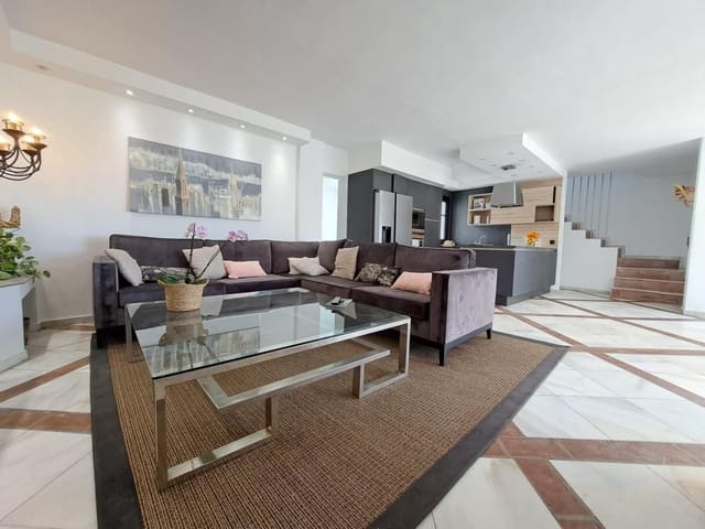 5 sovrum Villa att hyra i El Velerín, Estepona - 5 500 € (Ref: 8982728)