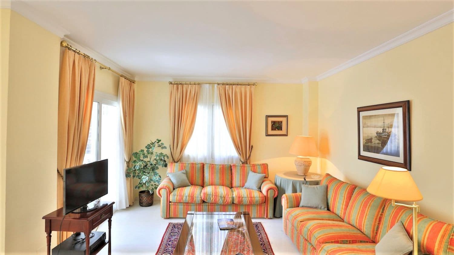 2 sypialnia Apartament do wynajęcia w Puerto Banus - 3 200 € (Ref: 8982729)