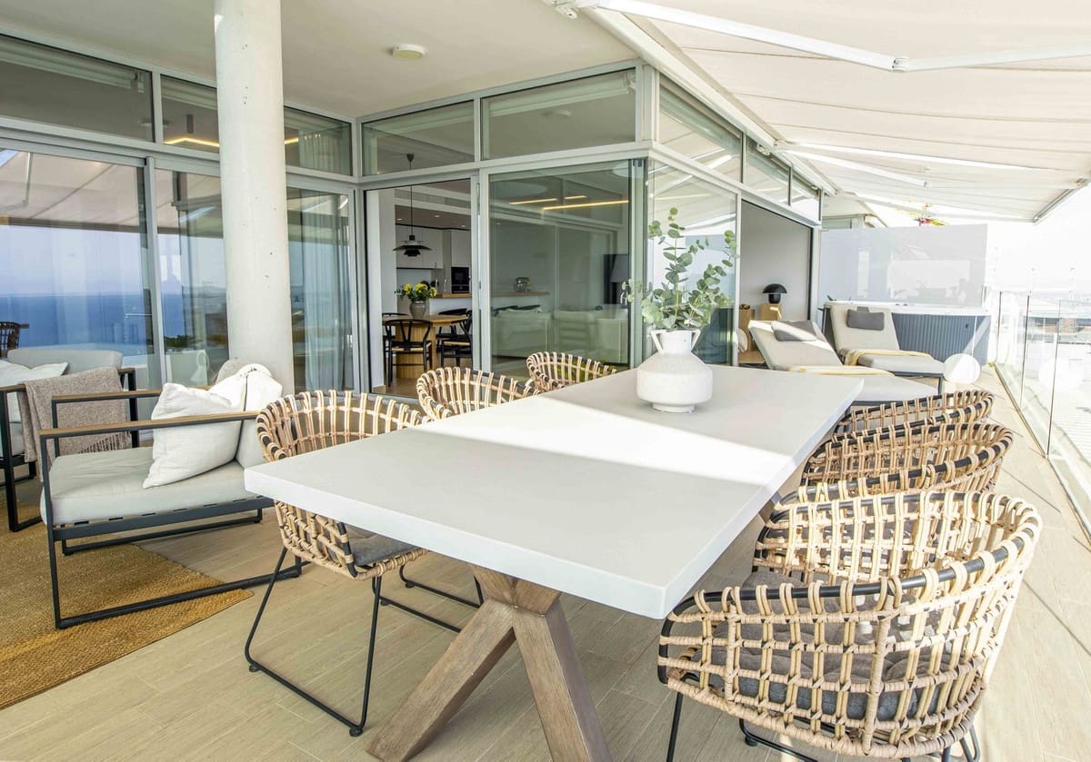 3 soverom Penthouse til salgs i Fuengirola med garasje - € 1 290 000 (Ref: 9012512)