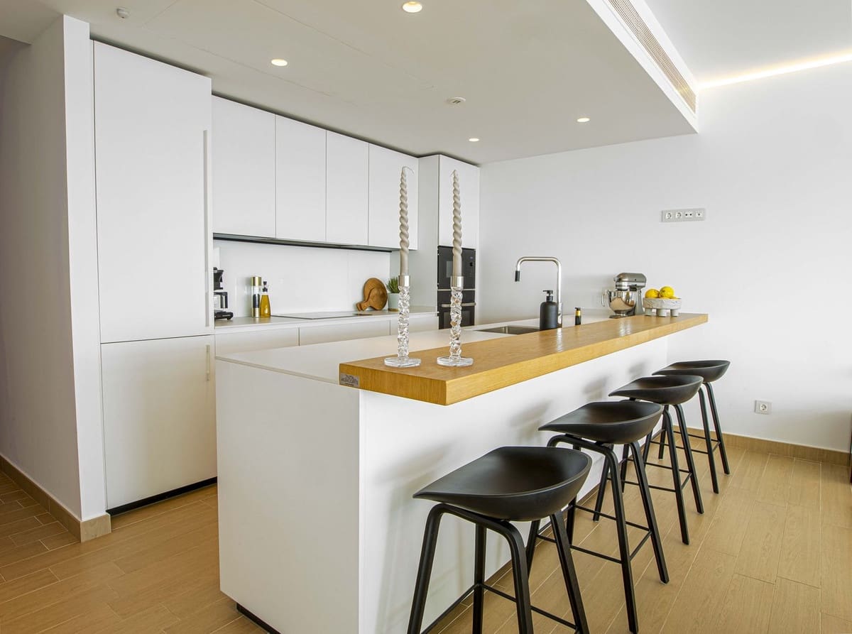 3 soverom Penthouse til salgs i Fuengirola med garasje - € 1 290 000 (Ref: 9012512)