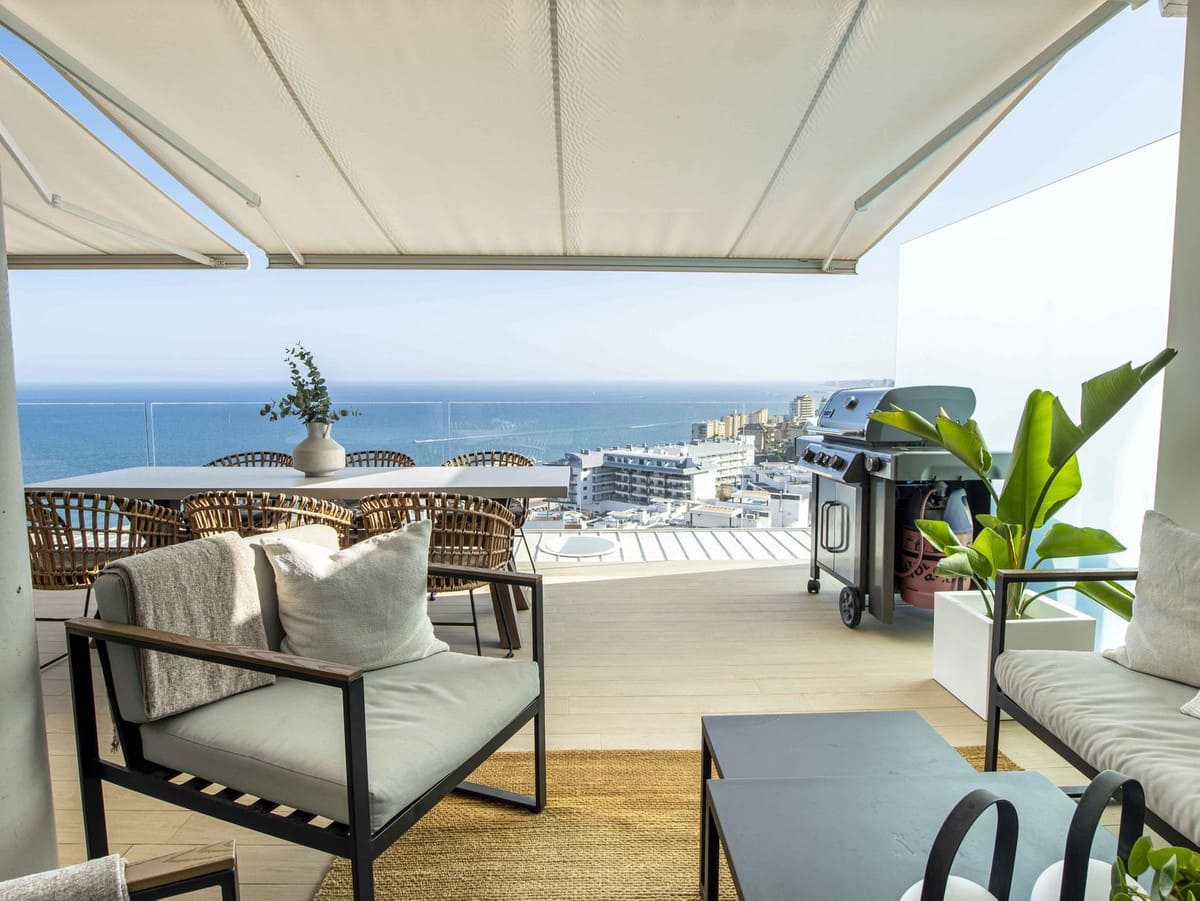 3 soverom Penthouse til salgs i Fuengirola med garasje - € 1 290 000 (Ref: 9012512)
