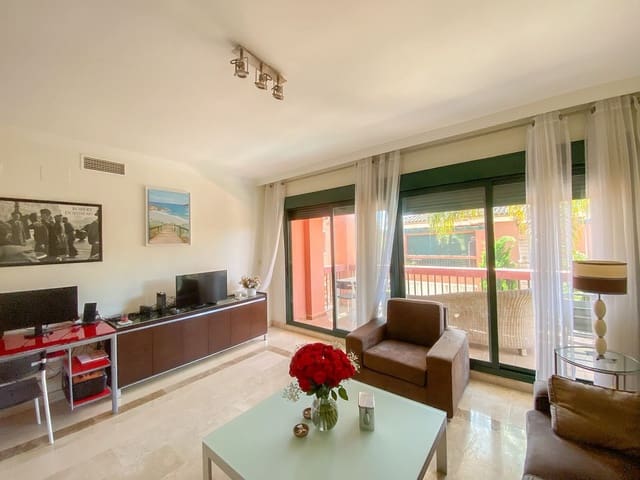 2 soverom Leilighet til salgs i Las Chapas, Marbella med garasje - € 389 000 (Ref: 9078504)