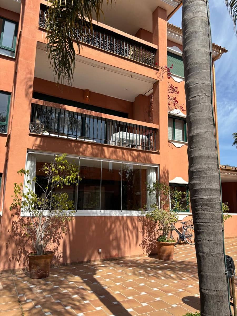 2 soverom Leilighet til salgs i Marbella med garasje - € 389 000 (Ref: 9078504)